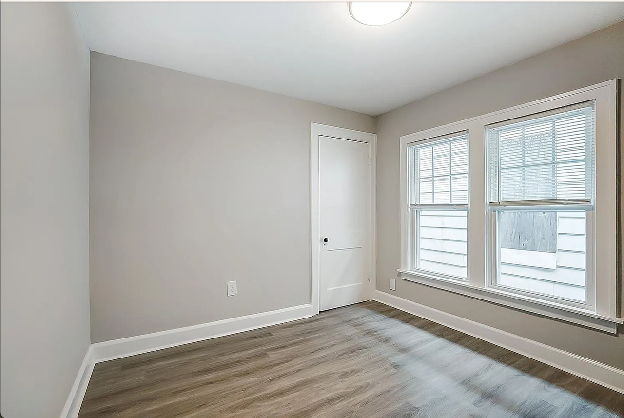 99 N Harris Ave #1 - Photo 7 of 11