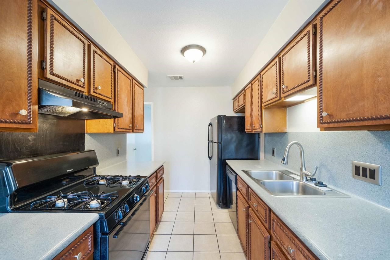 1944 Nicole Cir #A - Photo 5 of 22