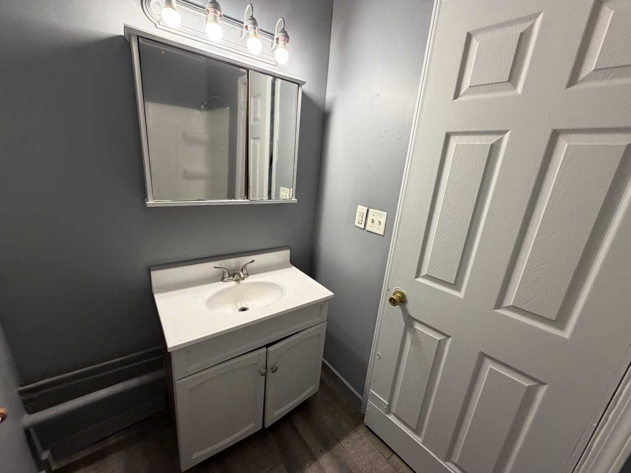 1410 Sherman St - Photo 5 of 14