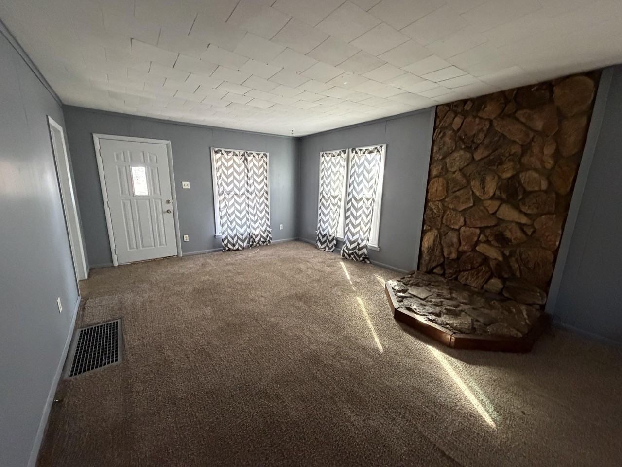 1410 Sherman St - Photo 7 of 14