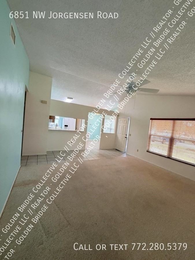 6851 Nw Jorgensen Rd - Photo 4 of 11