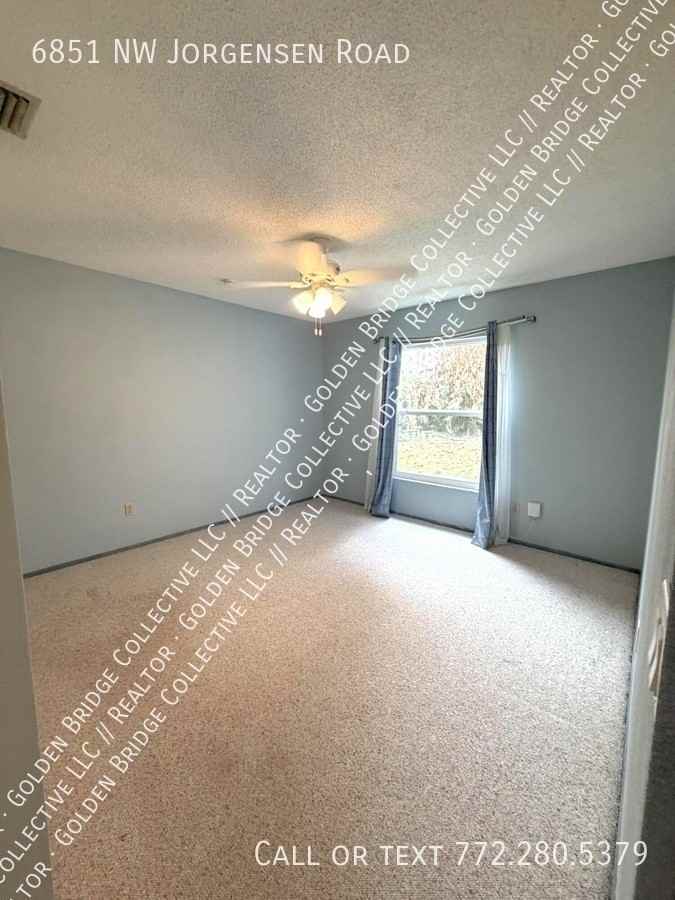 6851 Nw Jorgensen Rd - Photo 7 of 11