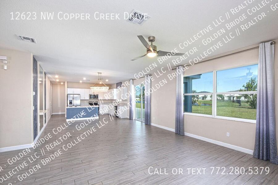 12623 Nw Copper Creek Dr - Photo 3 of 17