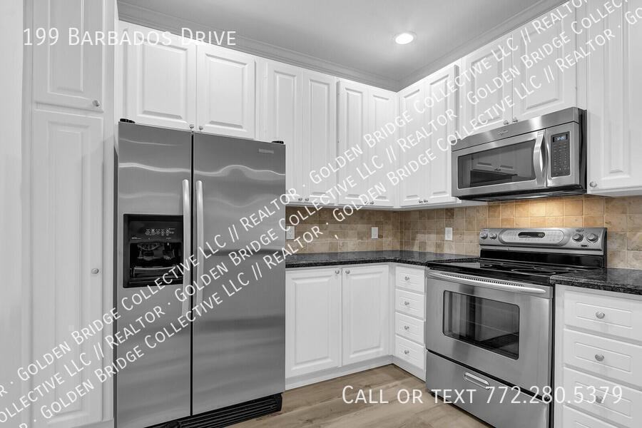 199 Barbados Dr - Photo 3 of 16