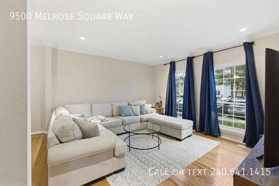 9500 Melrose Square Way - Photo 7 of 36