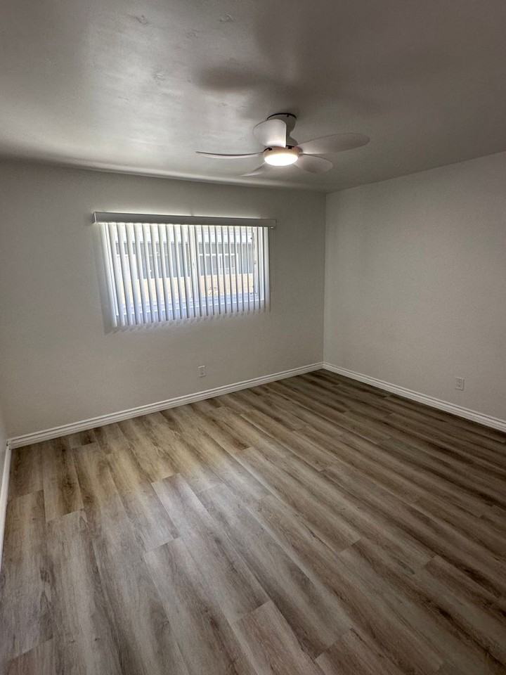 4061 Ohio St - Photo 6 of 21