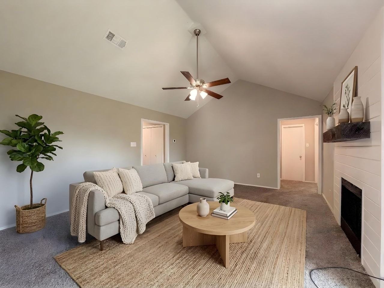 700 Cedar Ln - Photo 3 of 20