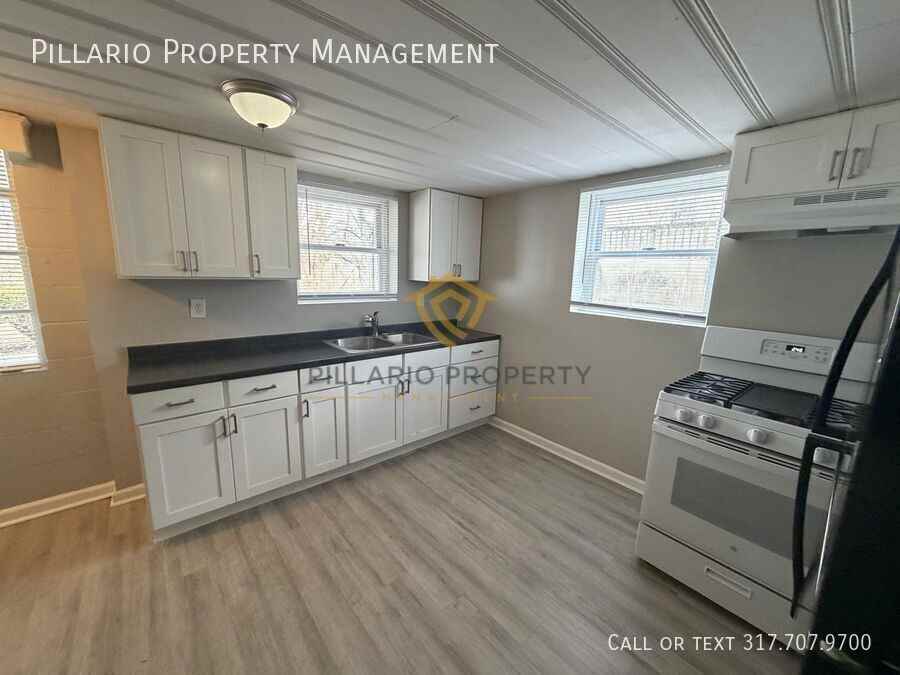 2338 W 9th St - Photo 5 of 20