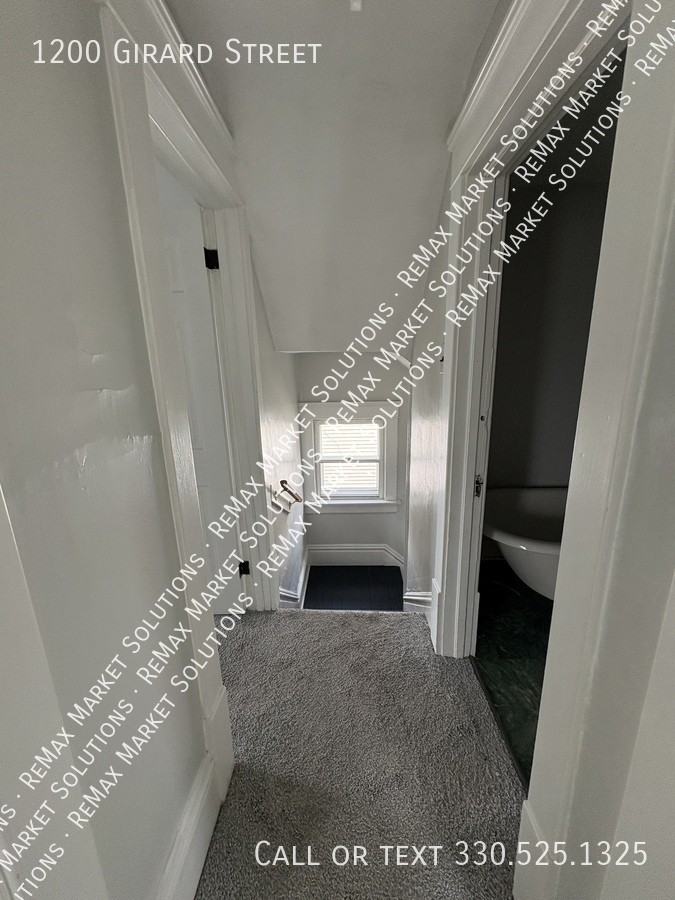 1200 Girard St - Photo 2 of 16