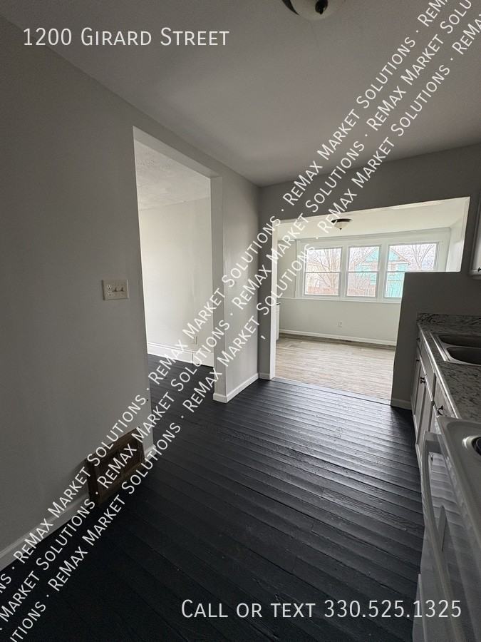 1200 Girard St - Photo 4 of 16