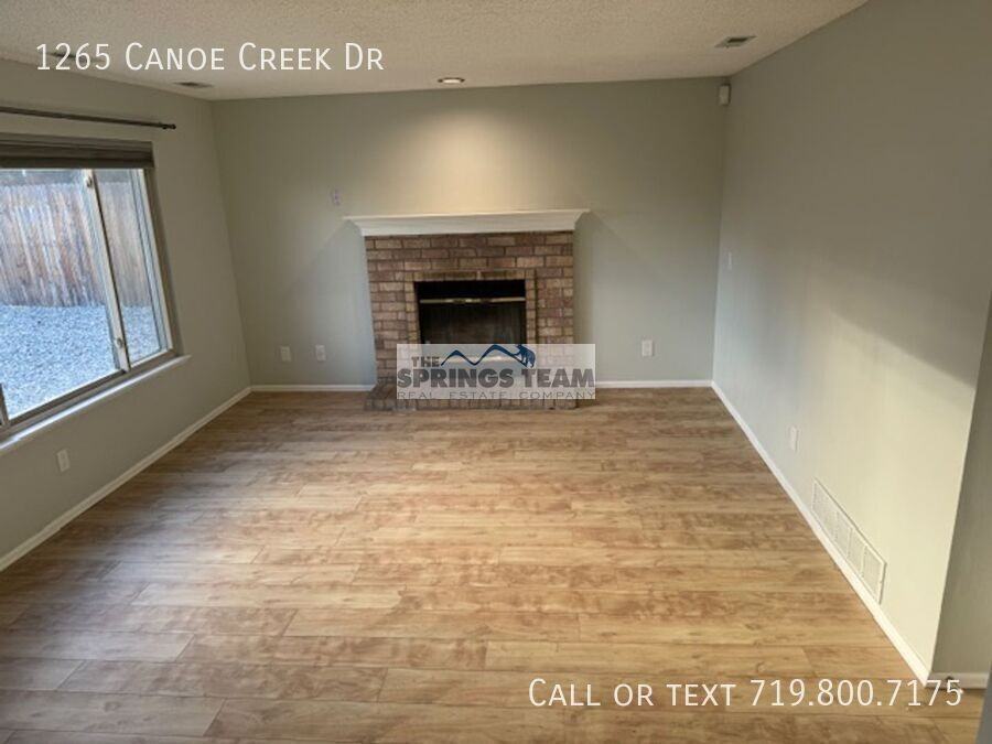 1265 Canoe Creek Dr - Photo 6 of 20