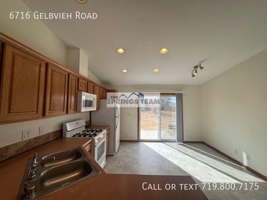 6716 Gelbvieh Rd - Photo 7 of 20