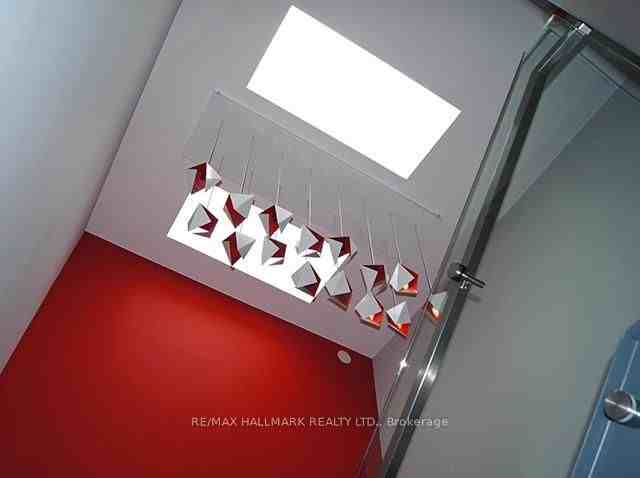 866 College Street #3 - Photo 7 of 13