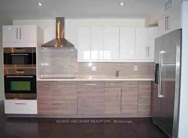 866 College Street #3 - Photo 2 of 13