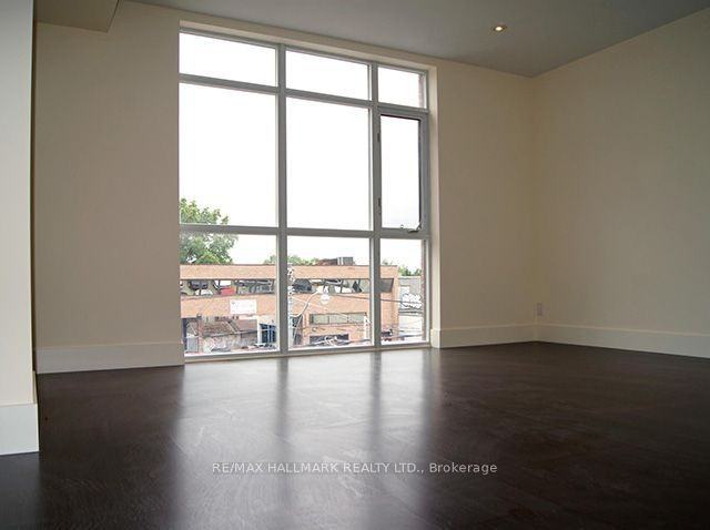 866 College Street #3 - Photo 5 of 13