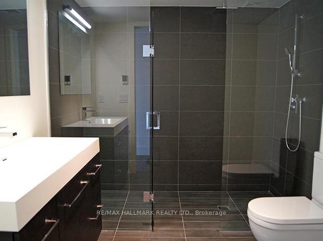 866 College Street #3 - Photo 6 of 13