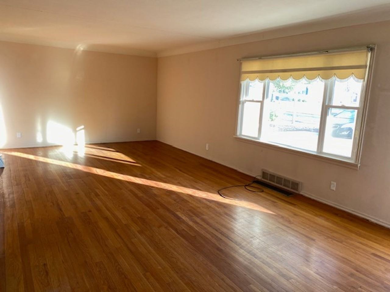 2209 Manley Avenue - Photo 5 of 15