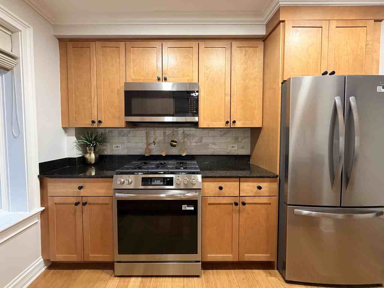 122 S Evergreen Ave - Photo 4 of 24