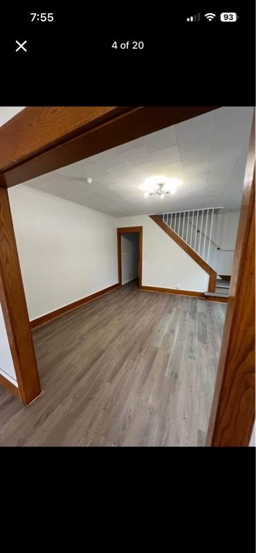 324 S Main St - Photo 3 of 19