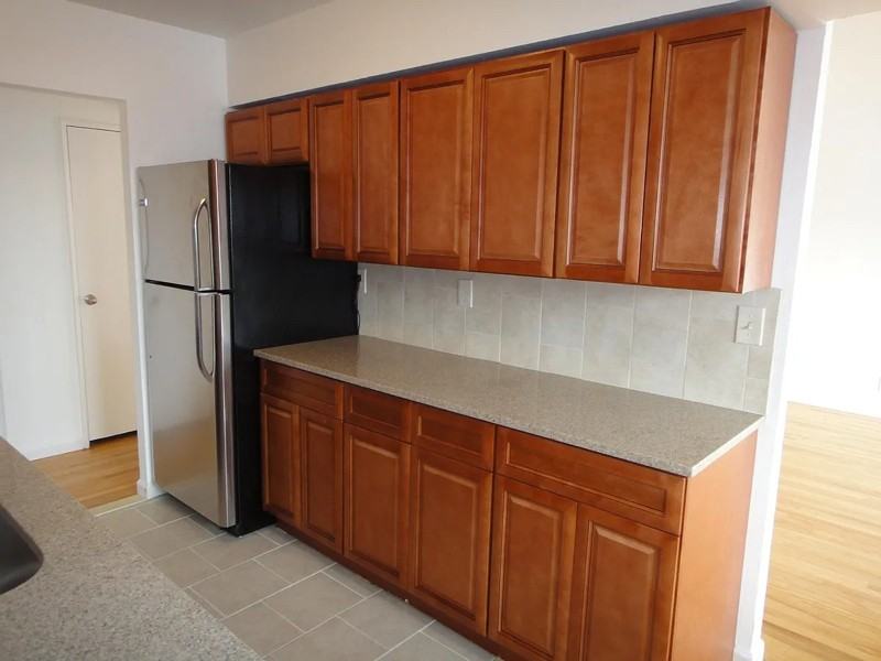 109 Fisher Ave - Photo 4 of 10