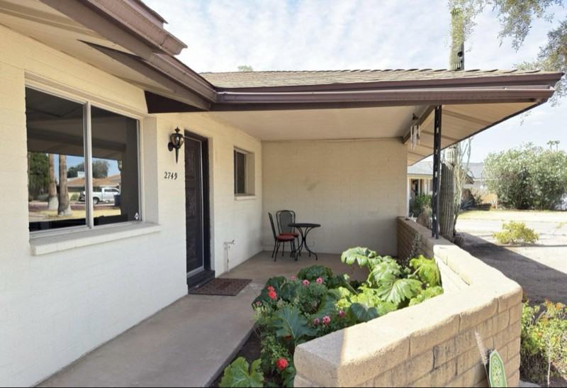 2749 S Rita Ln - Photo 4 of 4