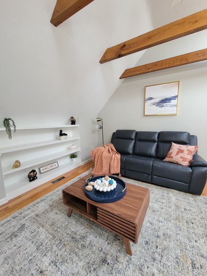 84 South Street - Photo 4 of 13