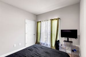 featured image of 5371 Leeds Ln