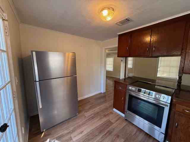 1816 W Pine St #1816 - Photo 4 of 10