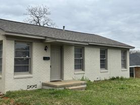 1118 Woodley St - Photo 1 of 1