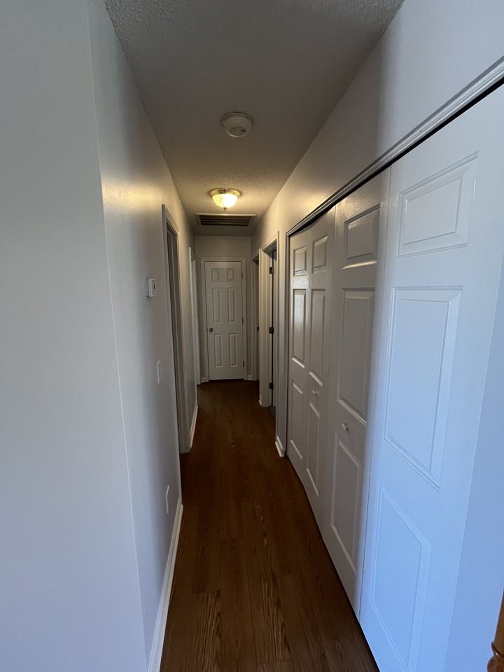 7 Willow Wood Ct - Photo 5 of 10