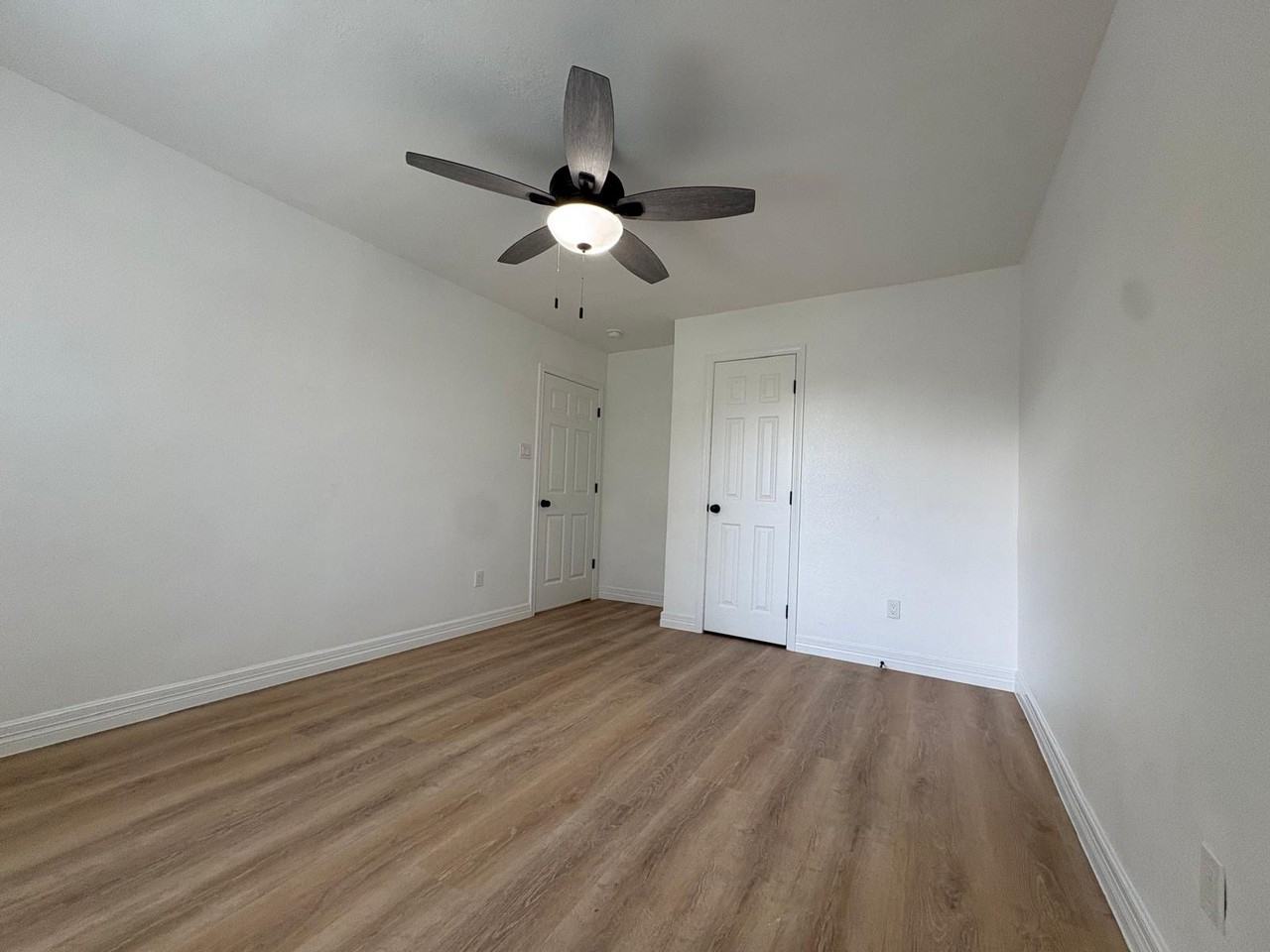 1207 2nd Ave N #1207 - Photo 6 of 11