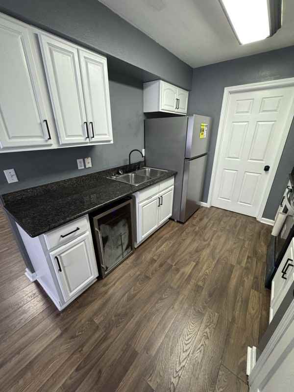 4017 Jupiter Dr - Photo 7 of 15