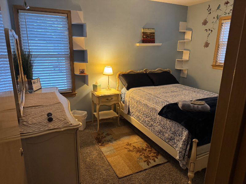 20455 Strathmoor St - Photo 4 of 19