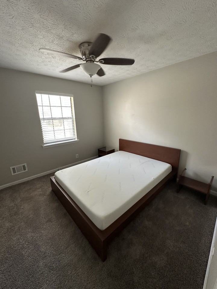 1234 N Decatur Ln - Photo 2 of 9