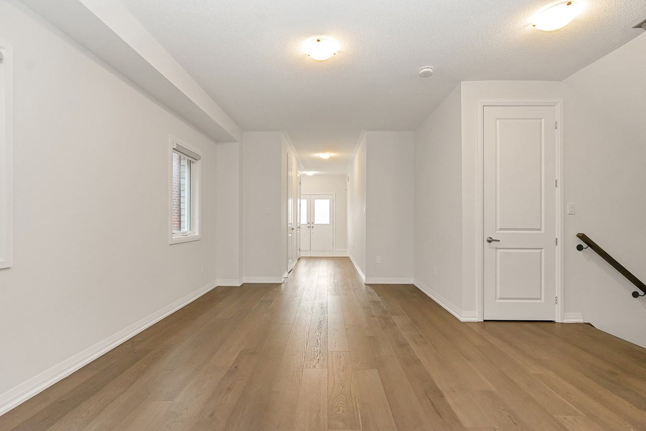 1372 Harrington St - Photo 7 of 39