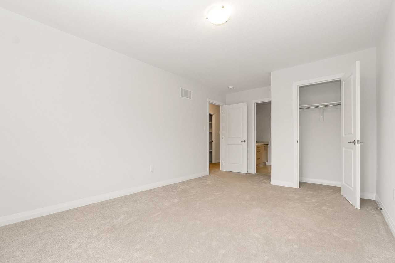 1372 Harrington St - Photo 6 of 39