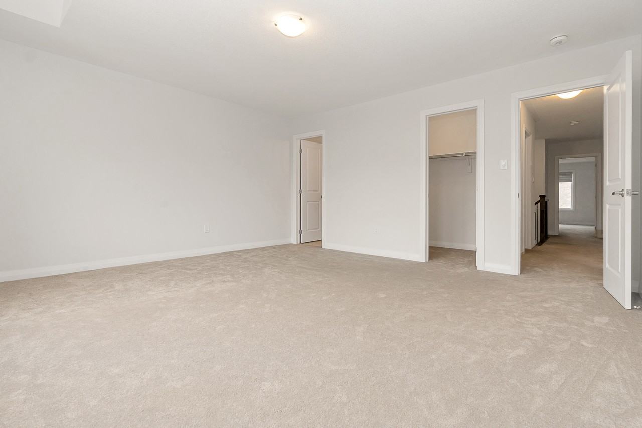 1372 Harrington St - Photo 5 of 39