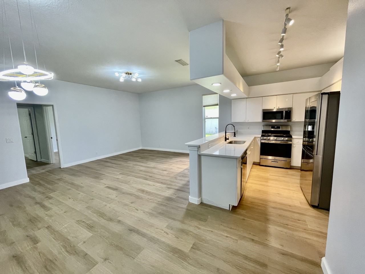 7409 Linden Ln - Photo 5 of 16