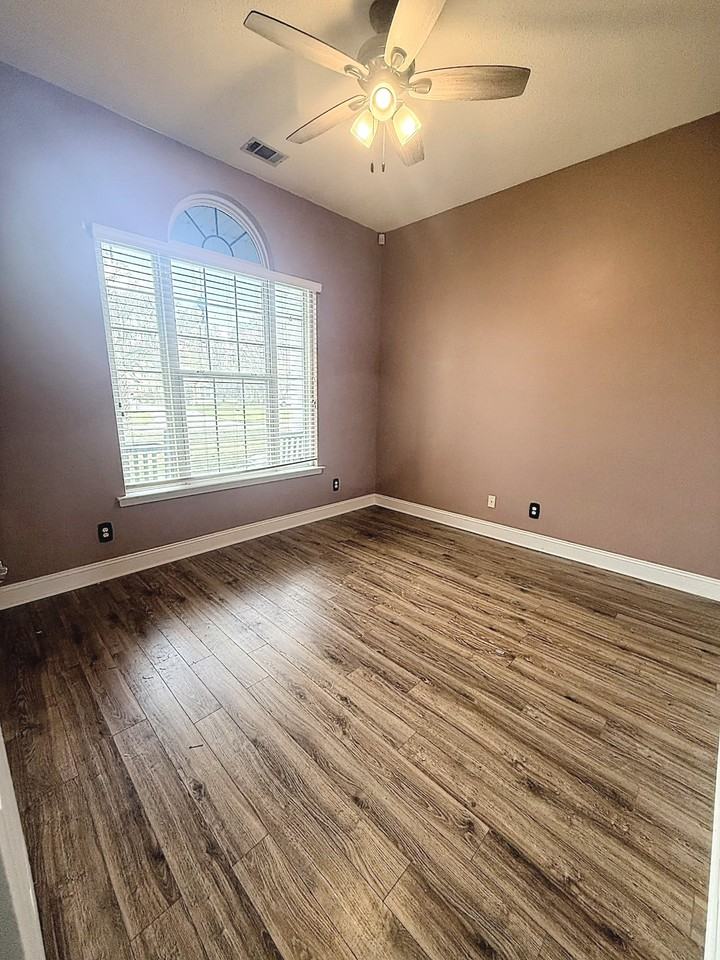 2 Hummingbird Ct - Photo 6 of 10