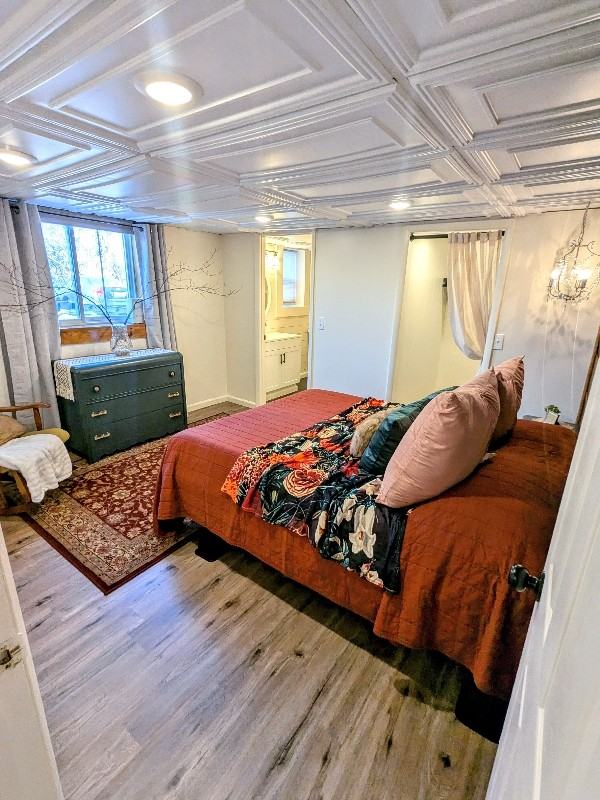 564 Walton Ave #D - Photo 7 of 16