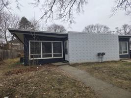 featured image of 763 Douglas St