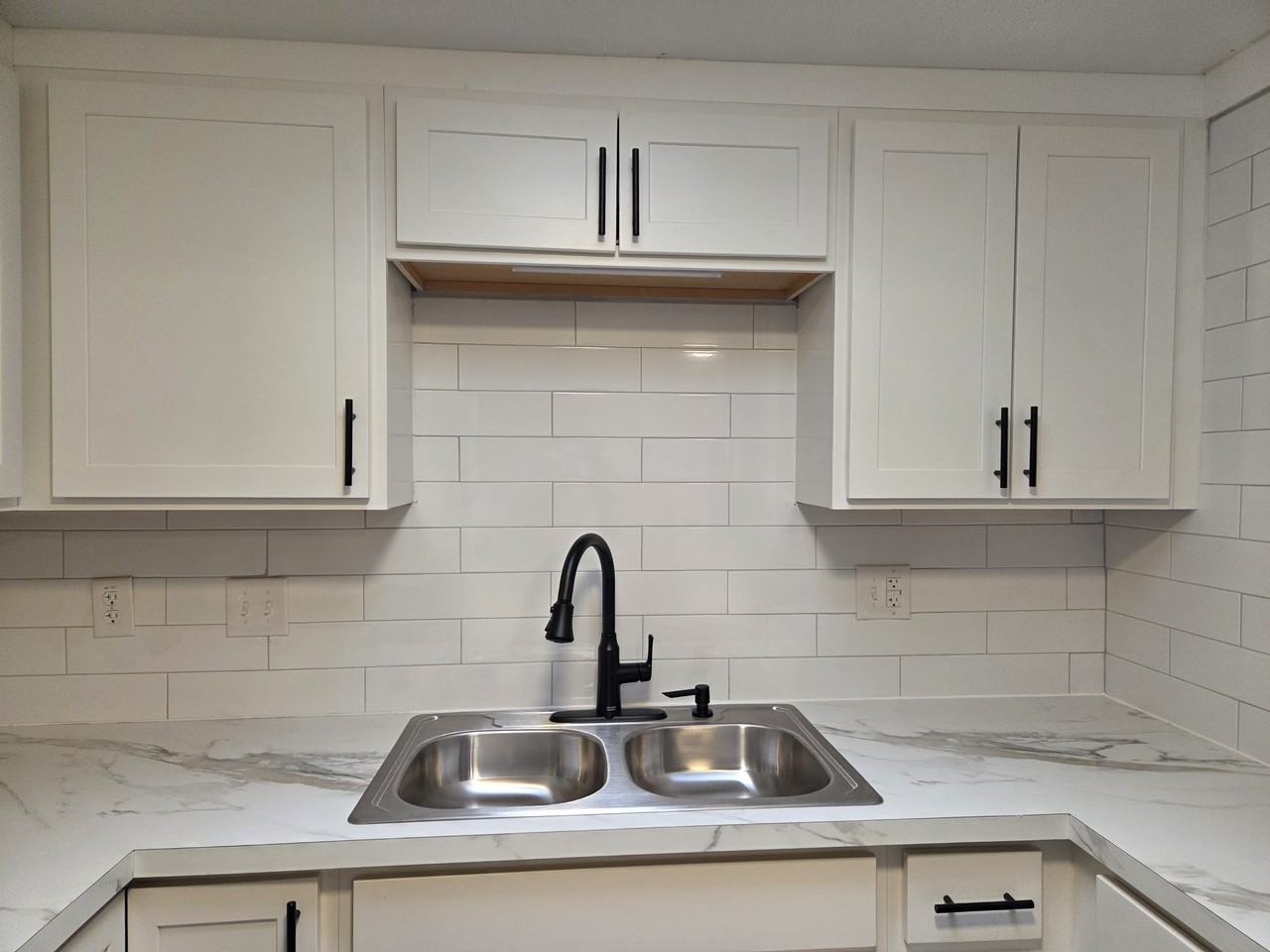 763 Douglas St #763DOUGLAS - Photo 7 of 12