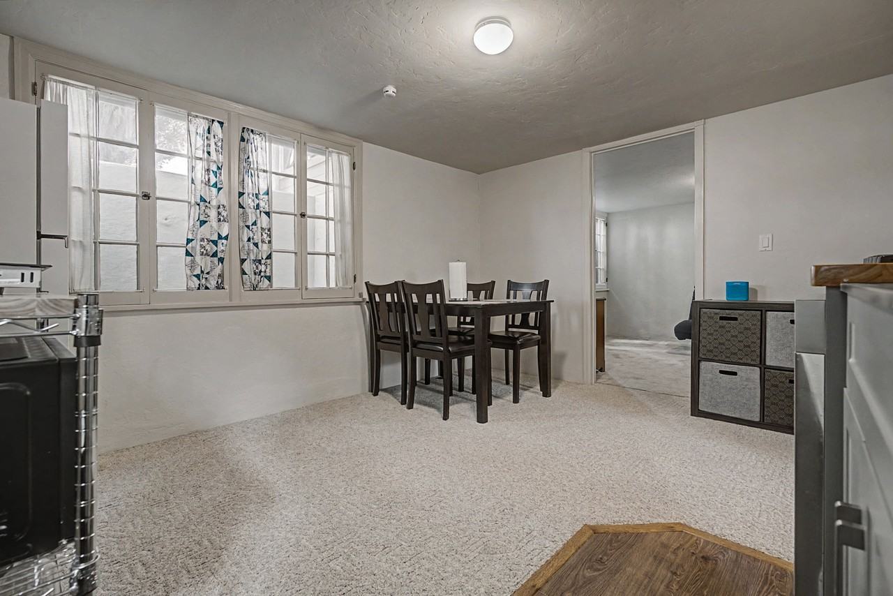 261 Belford Ave - Photo 5 of 14