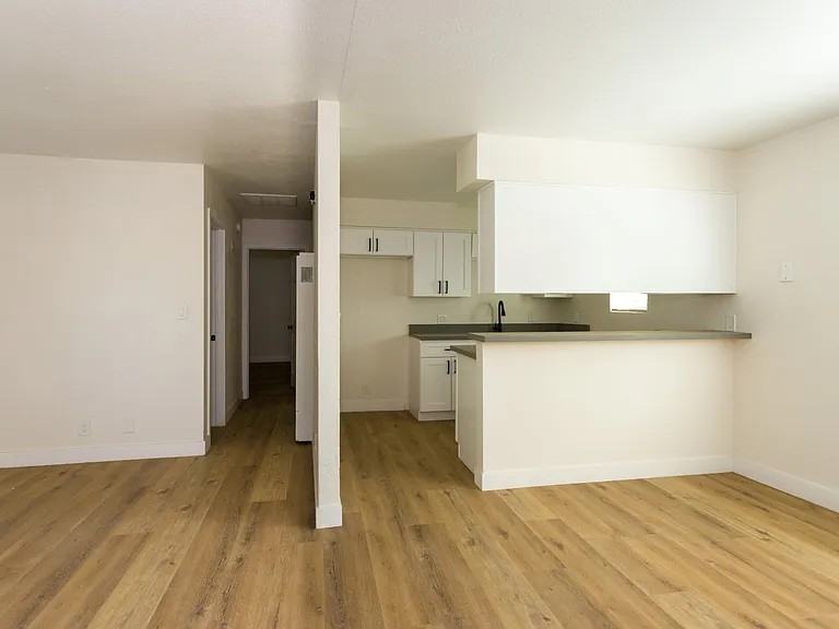 143 N F St #1 - Photo 4 of 18