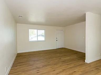 143 N F St #1 - Photo 5 of 18