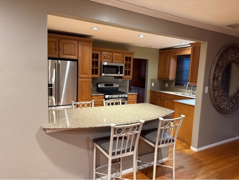 5535 Forbes Ave - Photo 5 of 17