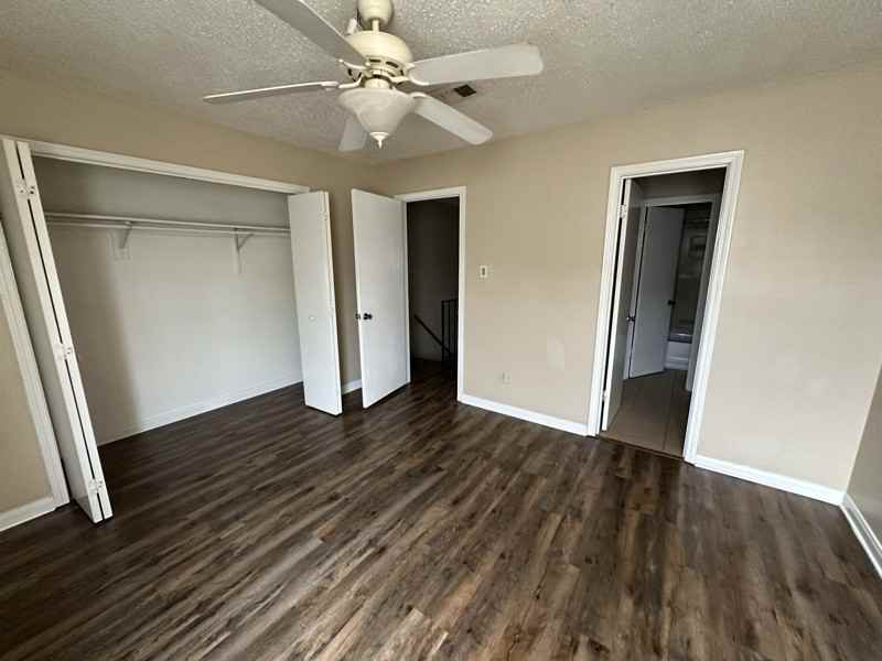 222 Sandra Del Mar Dr - Photo 2 of 17