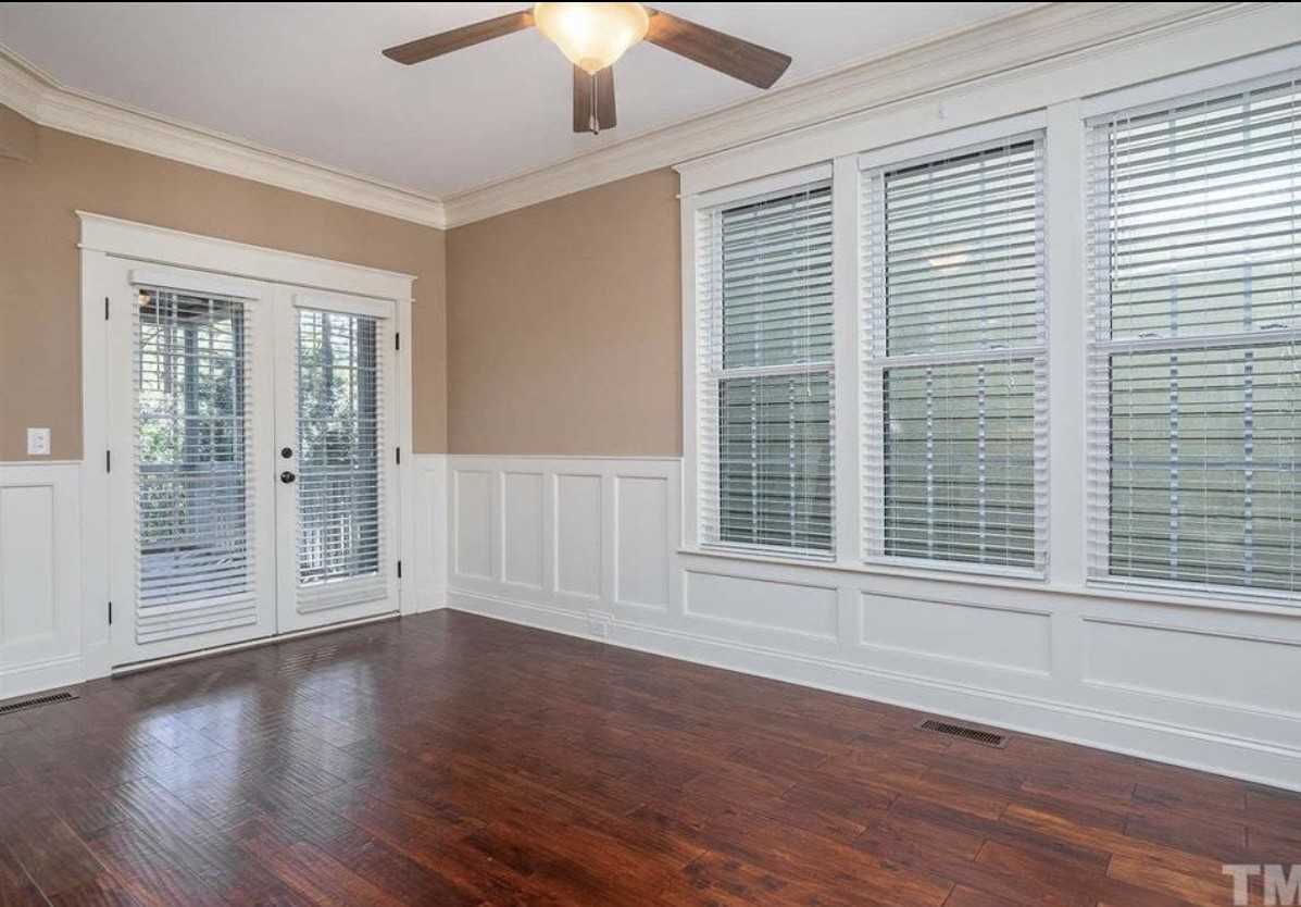 79 Falconridge Dr - Photo 2 of 17