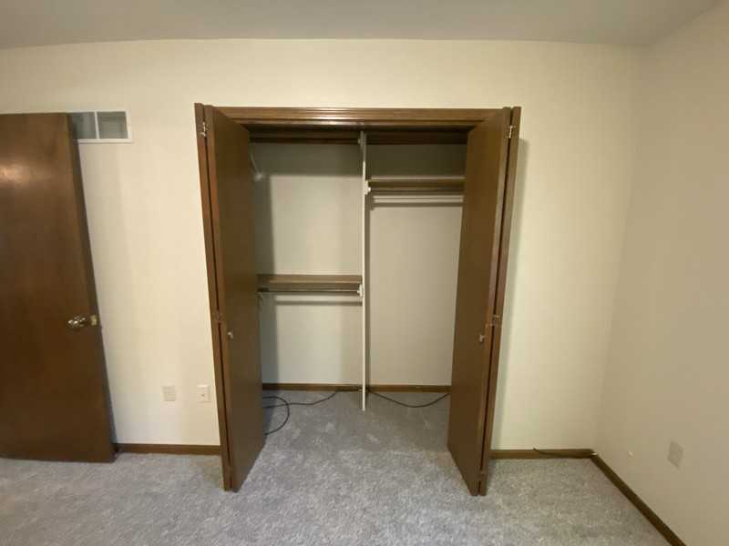 733 Se Claremont St - Photo 5 of 20