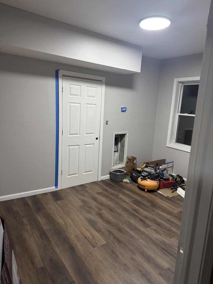 995 Campbell Ave #3 - Photo 3 of 3